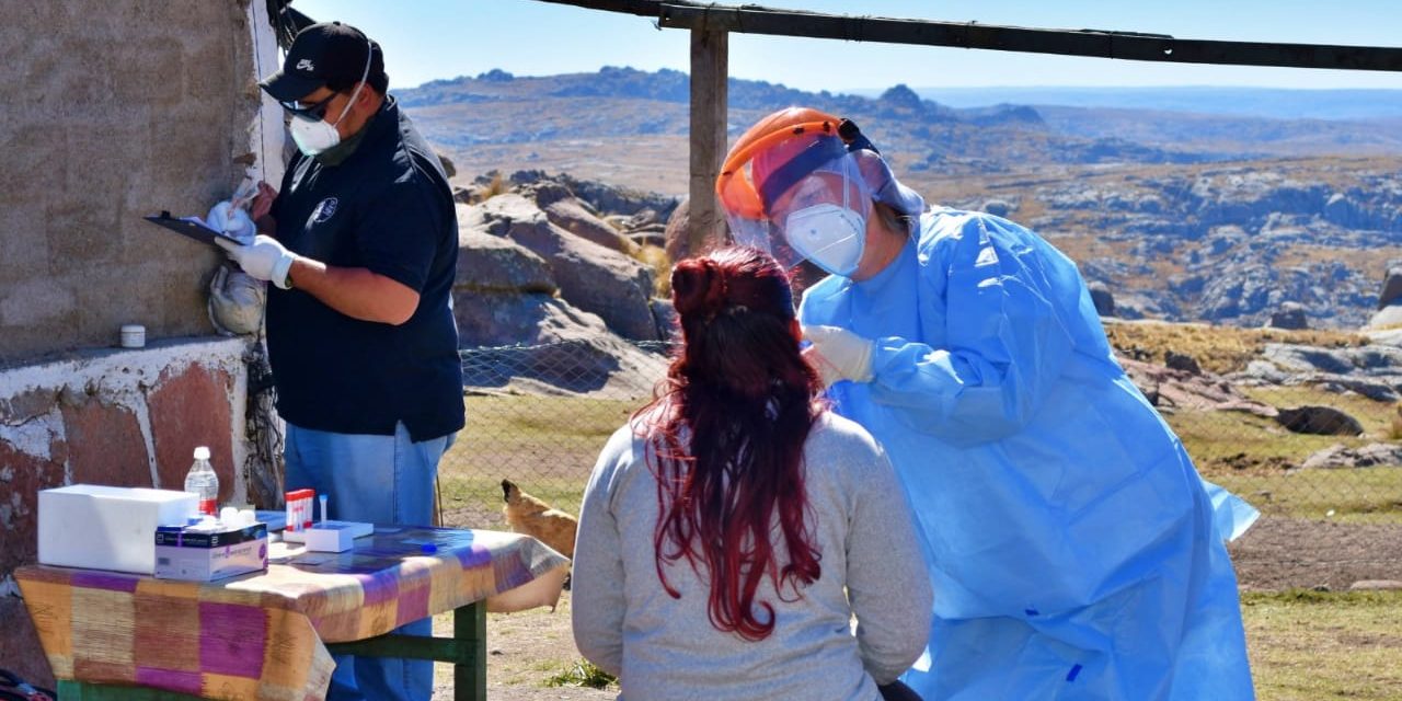salud-visita-a-los-cerros-ago21-5