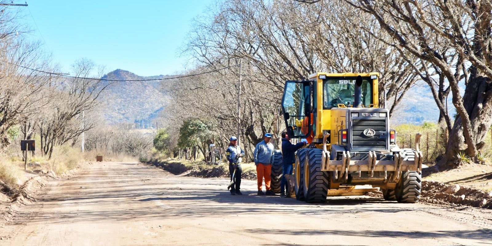 Obras asfalto camino a El Alto