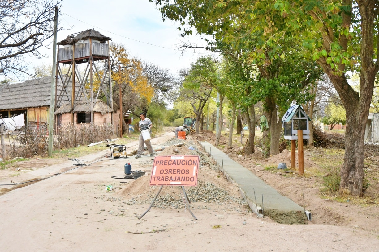 obras- cuneta 2 de abril