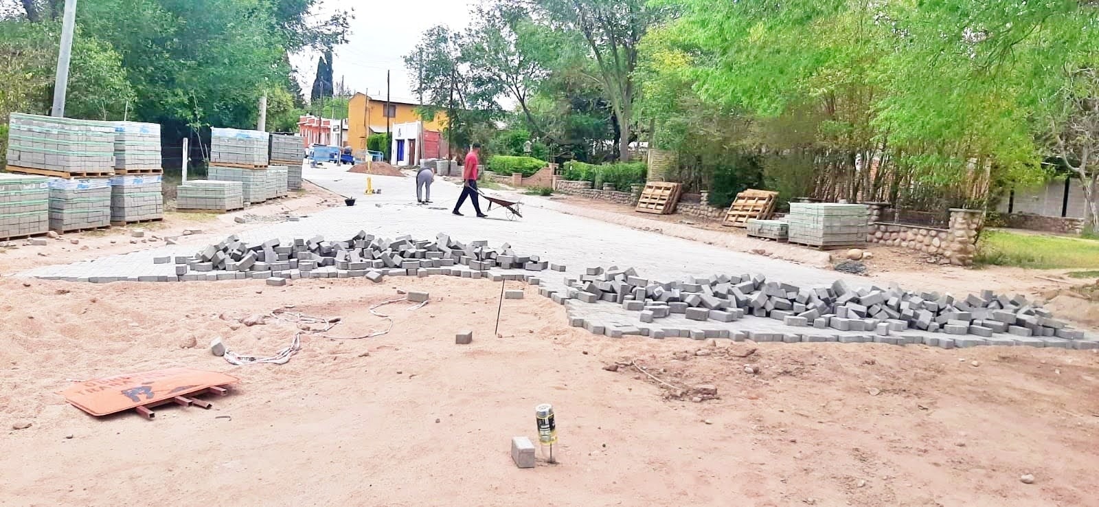 obras- pavimento articulado vicente castro nov22 2