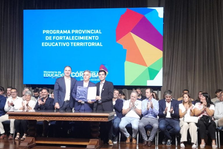 firma convenio educacion