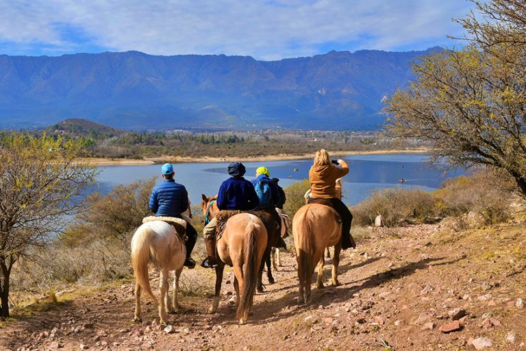 caballos perilago baja