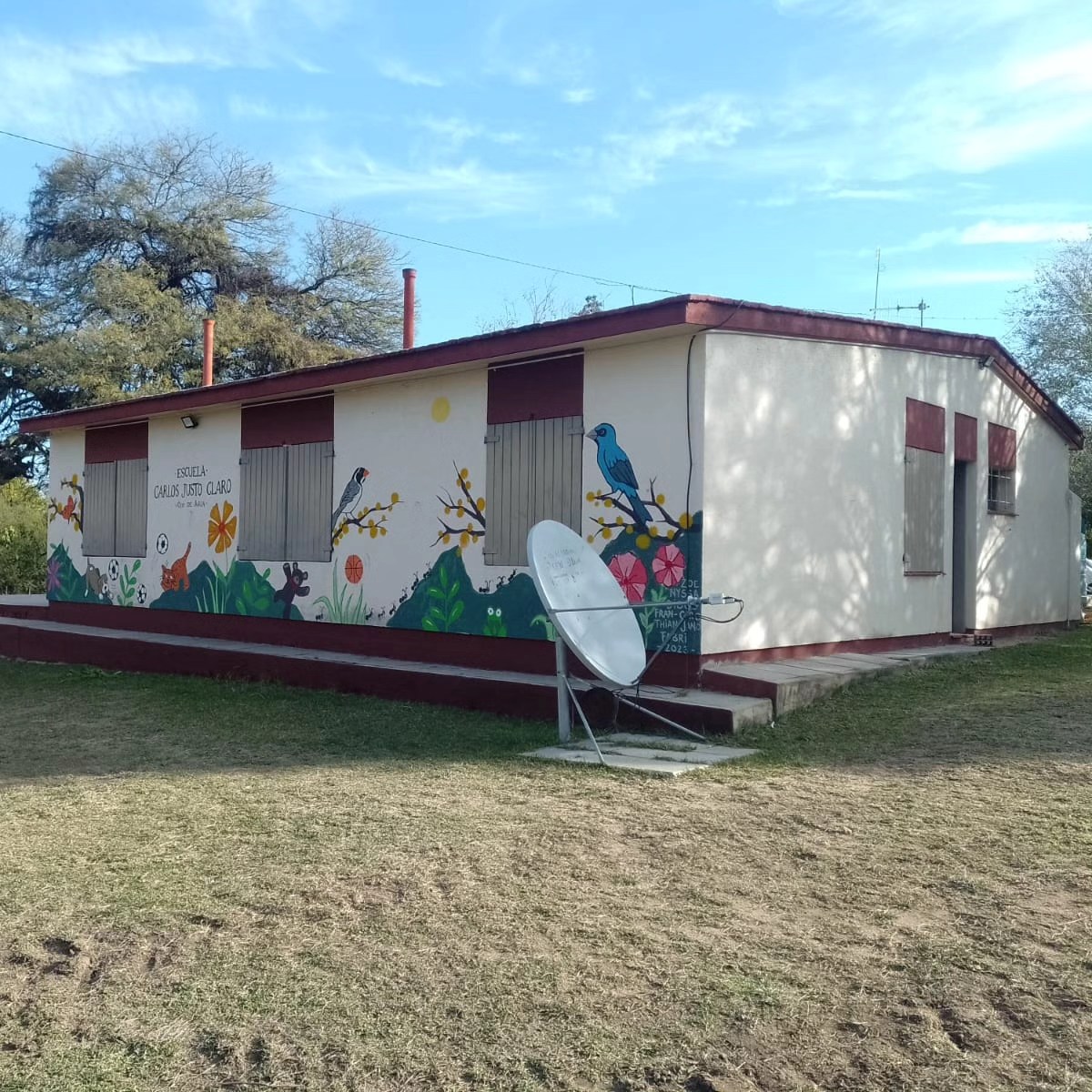 escuela-ojo-de-agua1